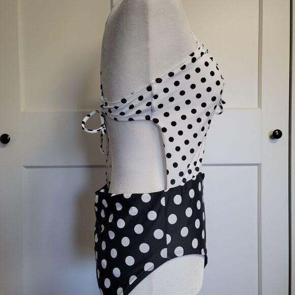 Hula honey polka dotted cut out one piece swimsuit - Picture 9 of 11